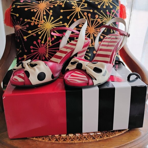 Lola Ramona "Elsie" Heels Sz 9 US/UK 7  w/Box - Picture 1 of 15